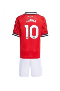 Manchester United Matheus Cunha #10 Jalkapallovaatteet Lasten Kotipeliasu 2025-26 Lyhythihainen (+ Lyhyet housut)